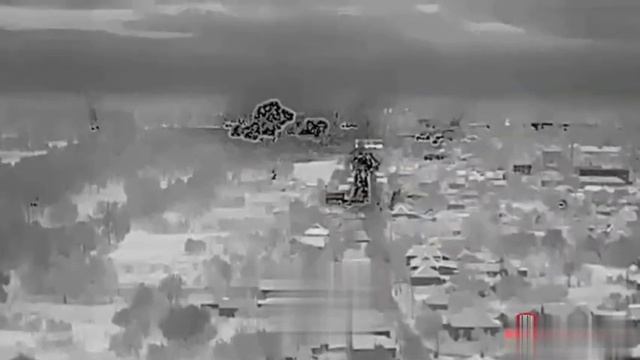 Боевые самолёты ВКС России работают по целям в районе Волчанска Харьковской области.