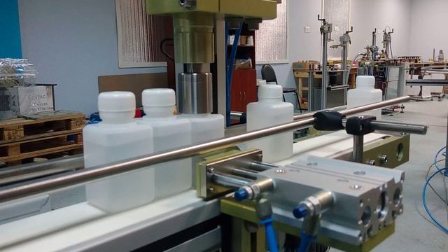 Укупорка фармацевтических реагентов на комплексе "Дуэт"