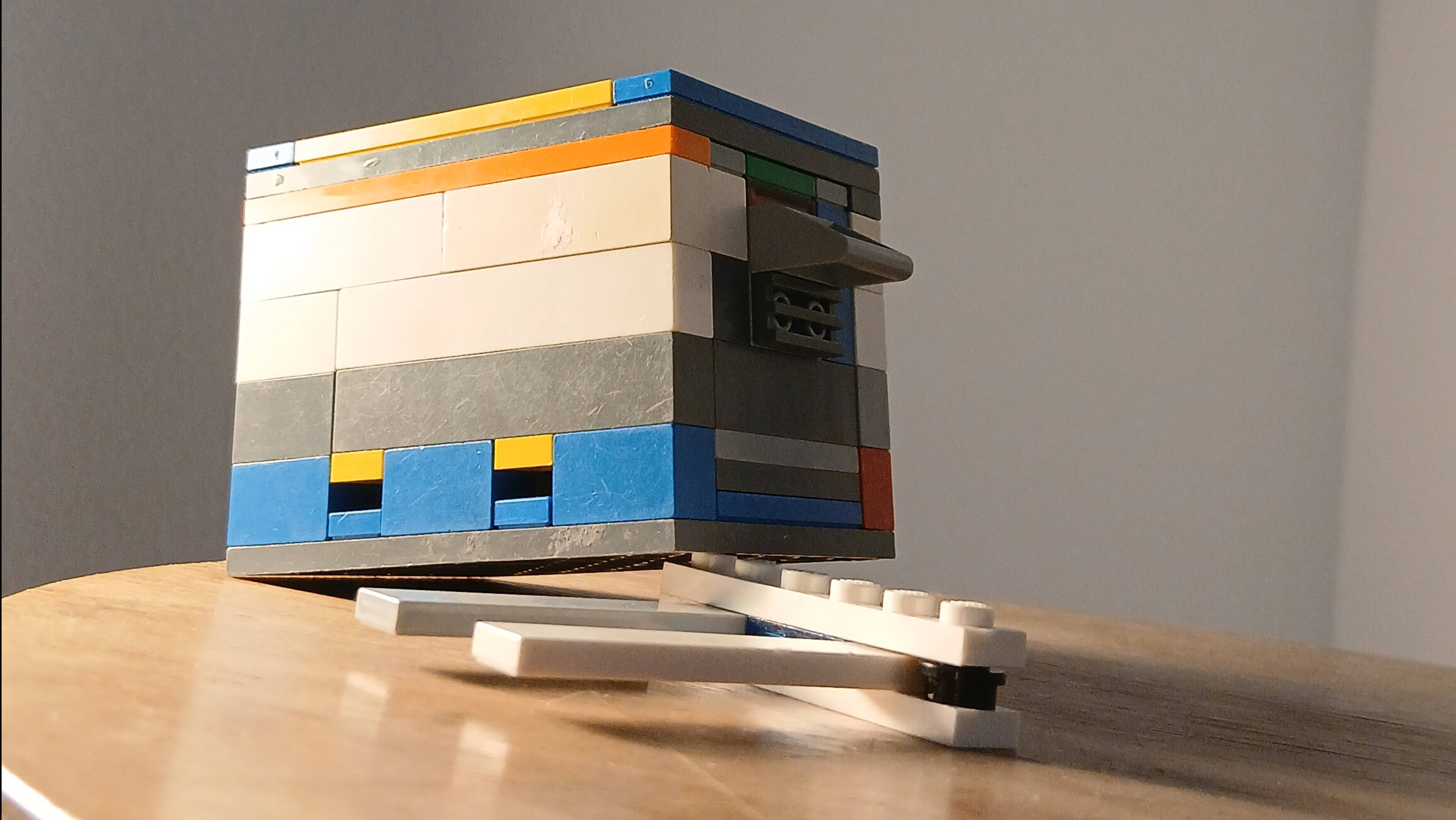 Как легко и просто сделать СЕЙФ из лего!