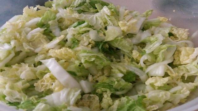 Салат мясной с пекинской капустой