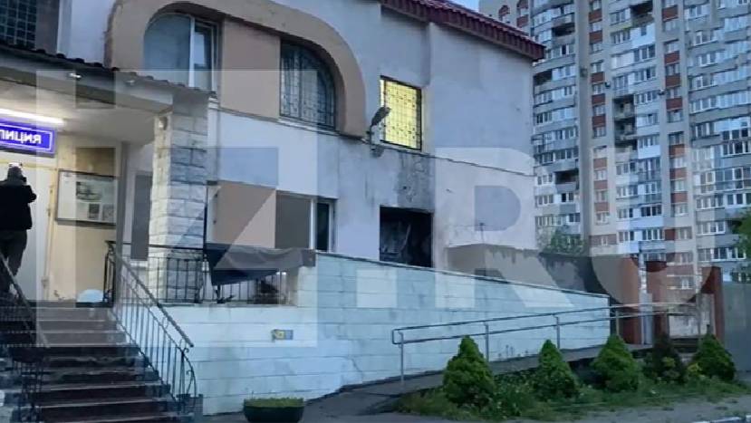 В Петербурге злоумышленники подожгли отдел полиции