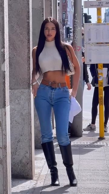 icZRVdWVceU - Stunning tight jeans street style fashion idea #fashion  #style #outfit #shorts