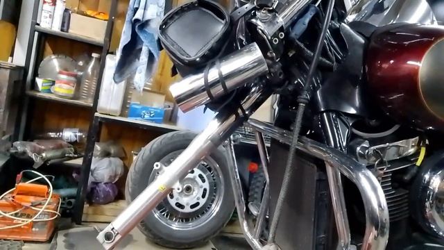 Kawasaki Vulcan 1500 замена масла в вилке.