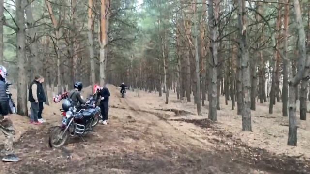 Суета на MOTOLAND TT 250