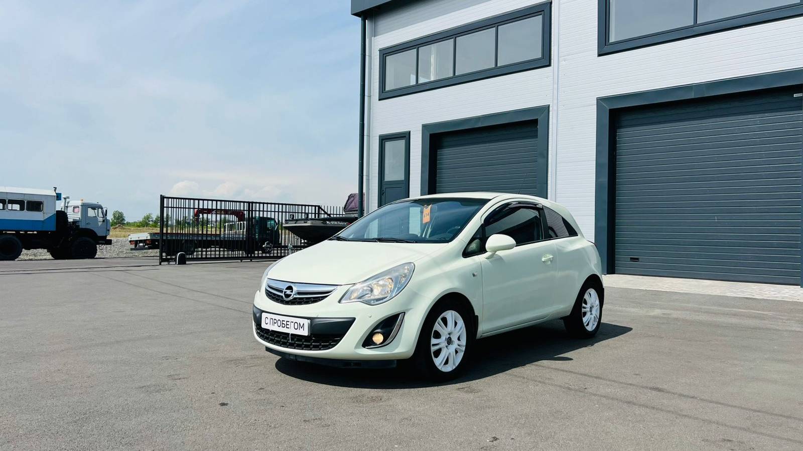 Opel Corsa, 2011 год