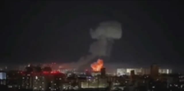 Российские ракеты Искандер стирают Киев Зеленского с лица земли