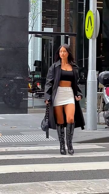 gXNfSXEX4UY - Beautiful Street Fashion Outfits Style #shorts