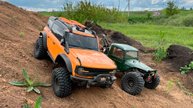 HUANGBO r1001 beluga и AXIAL scx10 II на стероидах
