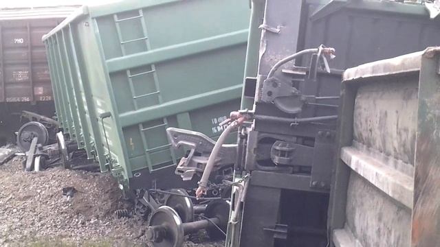 Ужасное крушение поезда в Симферополе вчера.mp4