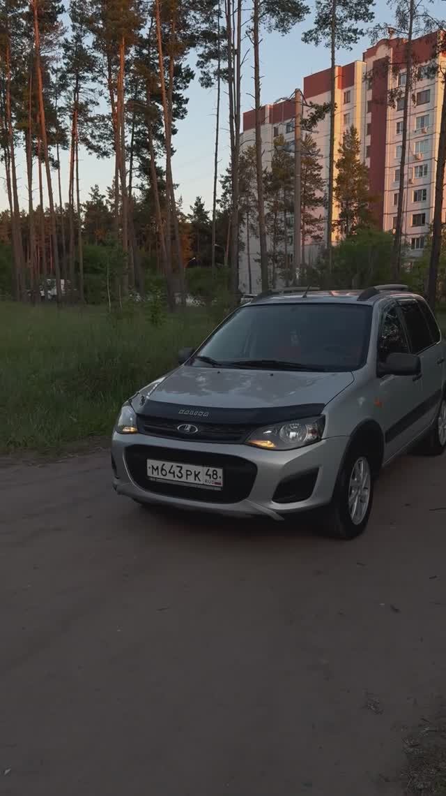 Видеообзор автомобиля Lada Kalina Kross 2015 года выпуска.