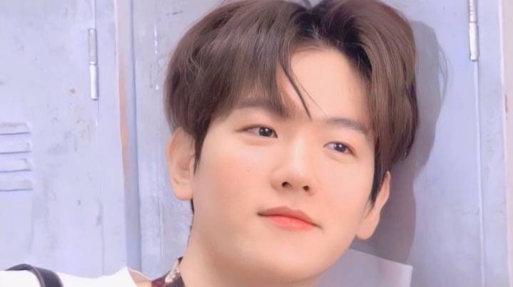 BAEKHYUN ( EXO ) - Late Night Calls (new k-pop album "Essence Of Reverie" 2025)
