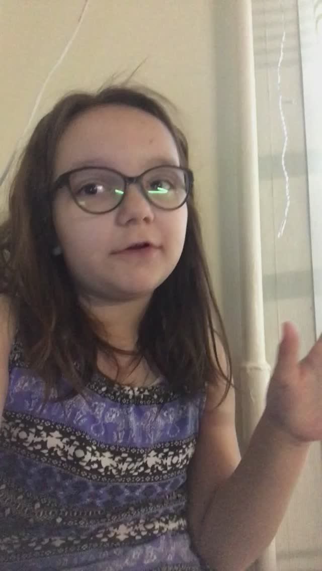 Челлендж с рукой, с двумя руками, без рук