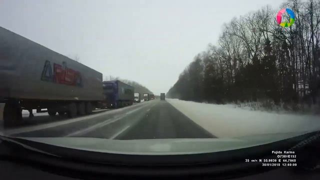 Пенсионерка пострадала при столкновении УАЗа и фуры в