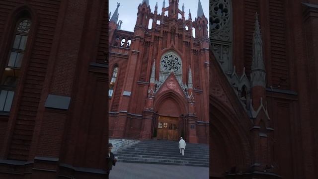 СЕГОДНЯ, СО СВОЕЙ ЗНАКОМОЙ, ХОДИЛИ НА КОНЦЕРТ КЛАССИЧЕСКОЙ МУЗЫКИ, В КАТОЛИЧЕСКИЙ ХРАМ! ⛪ -БАХ! 👍🔥