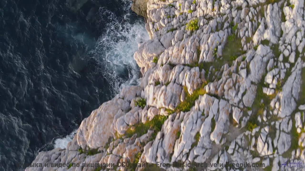 Леса шепчут свои истории вместе с этим треком - Dinos -- Ketsa -- Through to Fall