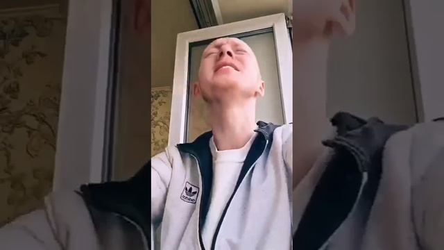 Один тяжкий грех 
очень часто встречаю, 
в других и в себе 
я его замечаю