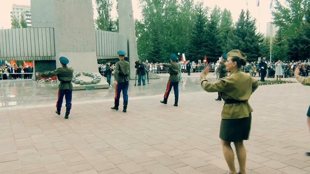 Едут , едут , едут казаки