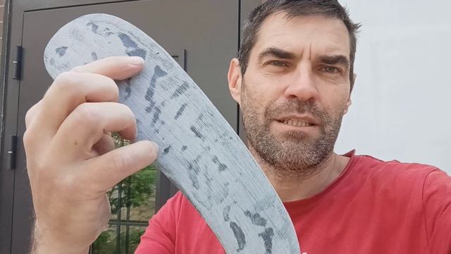 Ремонтируем карбоном хоккейную клюшку 
 Шкурим и шкурим...