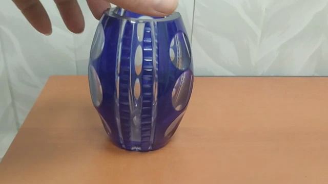 вазочка синяя