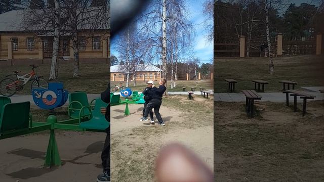 дерутся
