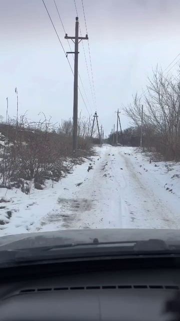 Спасатель на 15хе едет спасать застрявшего джипа!!! 😁