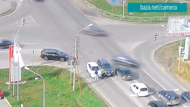 Не дал завершить проезд?... Возрождения - Окружное шосс?