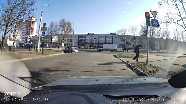 Скоро на всех пешеходных переходах и велопереездах... ?