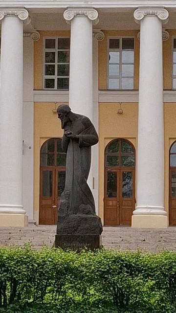 Памятник Достоевскому в Центре Москвы❤️🥰