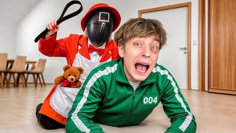Влад А4 НЯНЯ из ИГРЫ в КАЛЬМАРА Хочет НАС УБИТЬ ! Видео А4