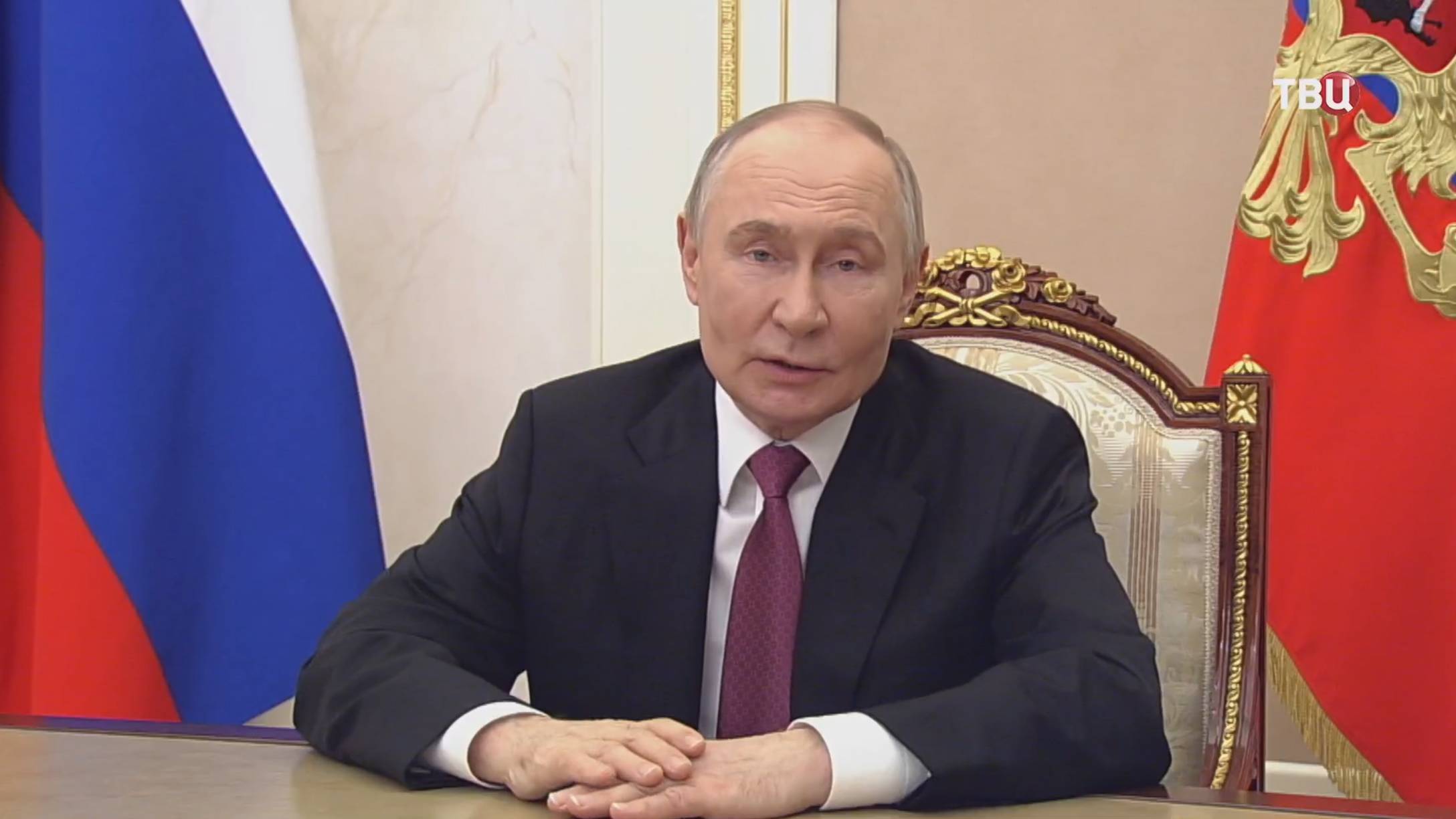 Путин поздравил "Комсомолку" с вековым юбилеем  / События на ТВЦ