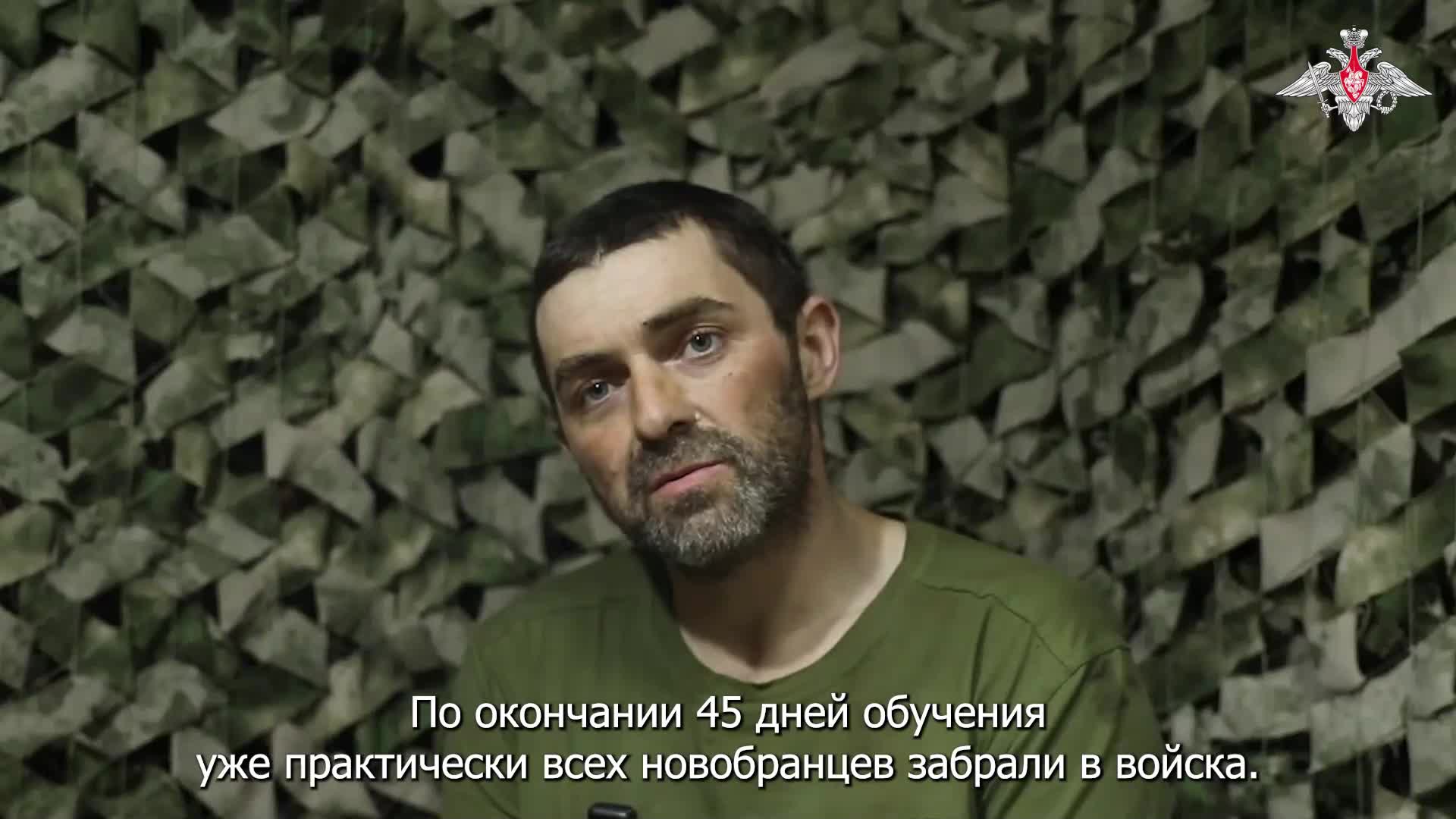 🏳️ Пленный украинский военнослужащий о том, как командиры ВСУ за проступки сажали солдат в яму и...