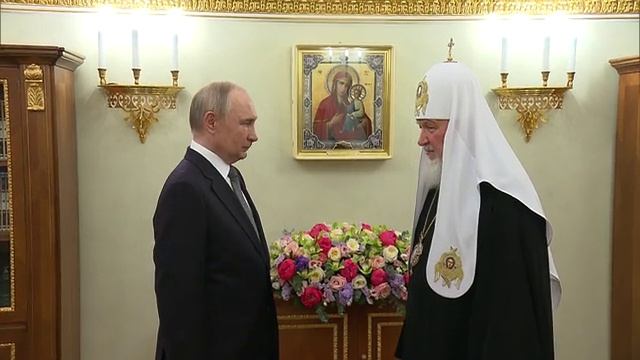 Владимир Путин поздравил Патриарха Московского и всея Руси Кирилла с Днём тезоименитства