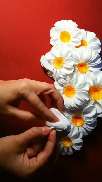 Ромашки из ватных дисков