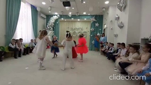 Выпускной праздник. Подготовительная группа №10.