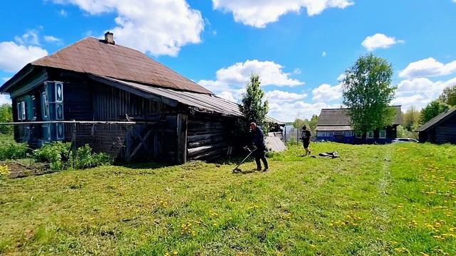 ЛЮБИМАЯ НАША ДЕРЕВНЯ/УЧИМ СЫНА КОСИТЬ/САЖАЮ ОГУРЦЫ/НАСЛАЖДАЕМСЯ ЖИЗНЬЮ🥰🥰🥰