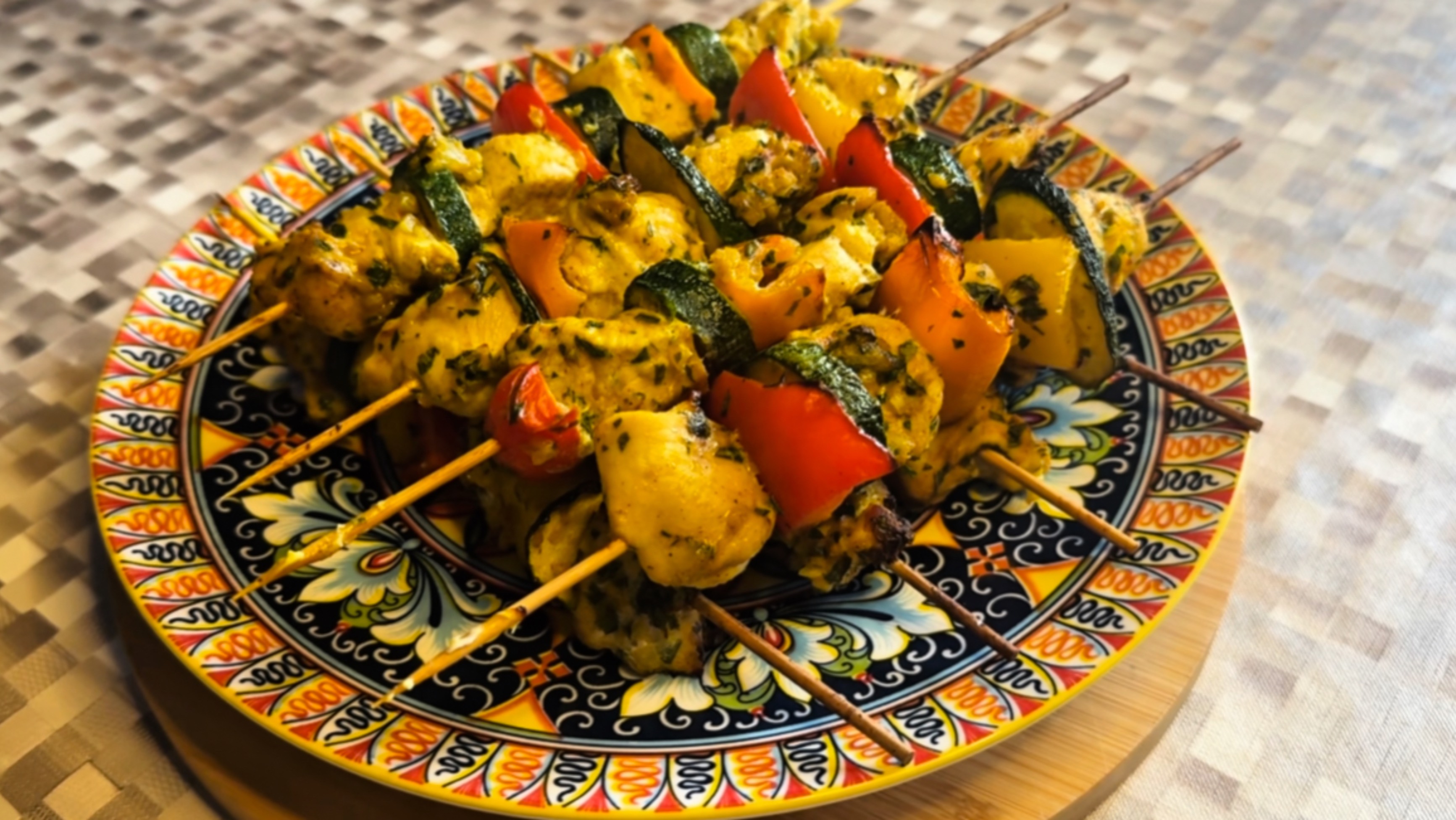 АРОМАТНЫЙ ДОМАШНИЙ МАРОККАНСКИЙ КУРИНЫЙ ШАШЛЫК С ОВОЩАМИ