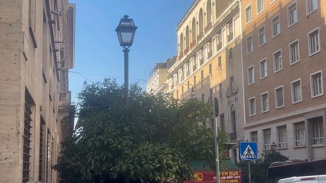Центр Рима 🇮🇹 2024 октября. Фонтан Де Треви.Италия.