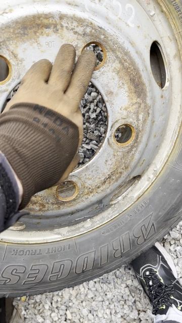 Грузовые шины из Японии 205 75 16 Bridgestone Duravis R205 одно