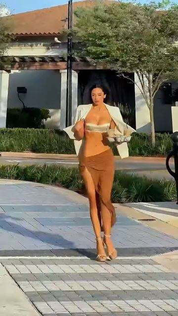 KRlFqLTG4Hc - Beautiful Street Fashion Outfits Style #shorts