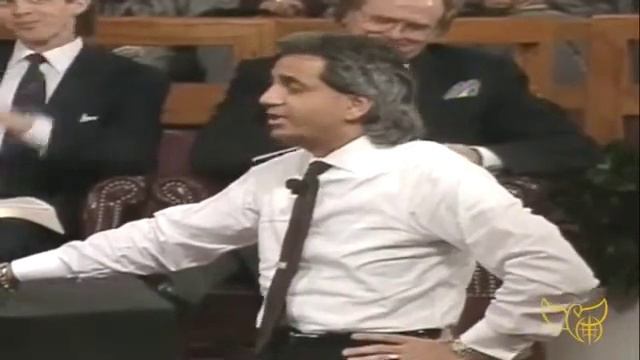Секрет его великой силы...Бенни Хинн...