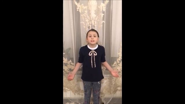 БАШНЯ ГОРДЫНИ. Девочка читает великолепно!