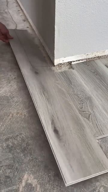 Наконец-то сняли базовую отделку, чтобы установить пол