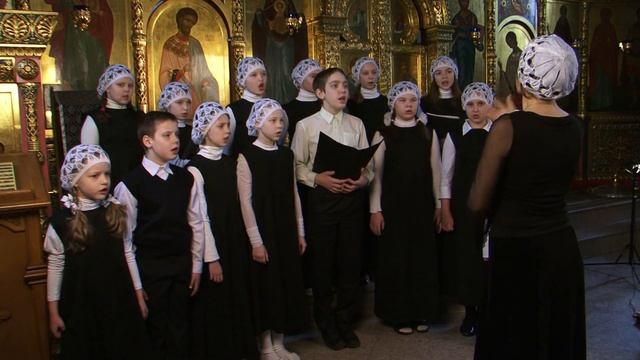 "Тихий свет на Маковце-горе" в исполнении хора "Радовес