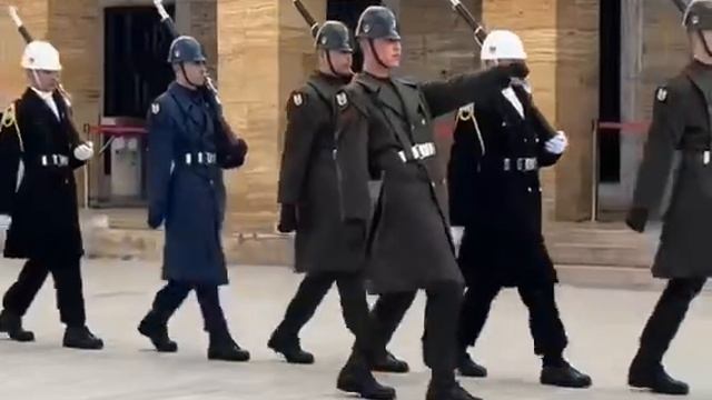 Латвия 🇱🇻 привела свои вооружённые силы в боевую готовность 🪖🪖🪖