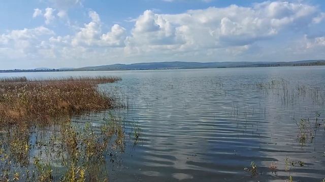 Бабье лето на озере Кундравы.