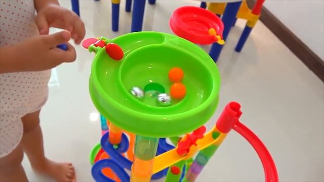 Рома и Диана Диана играет роль няни Ромы