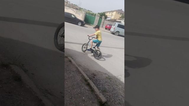 Никитос и велик