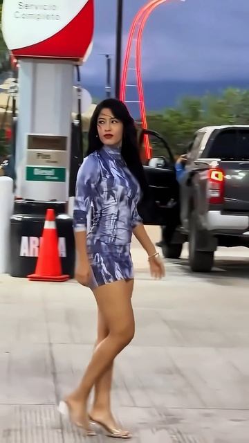 qXM9Pn4T724 - Stunning tight floral bodycon minidress： Street style outfit idea #fashion  #style #ou