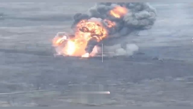 💥Подрыв на мине украинского Т-72…