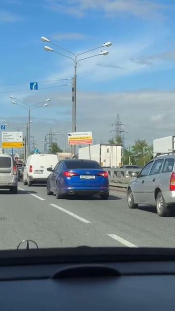 как Роналдиньо в 2024 не глядя)